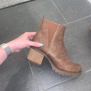 mia jody chelsea boot black